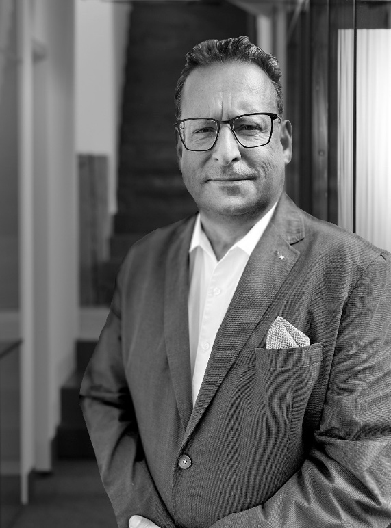 Portrait of Dirk Bodenheim, Partner at FELcilitate Consulting